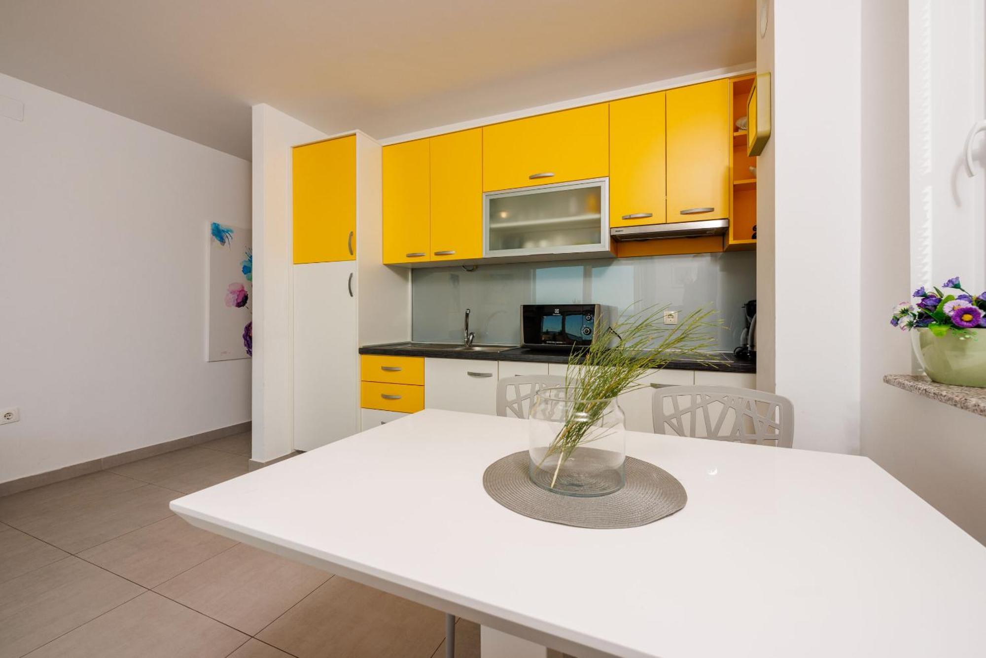 Apartments Petak Novi Dramalj Bagian luar foto