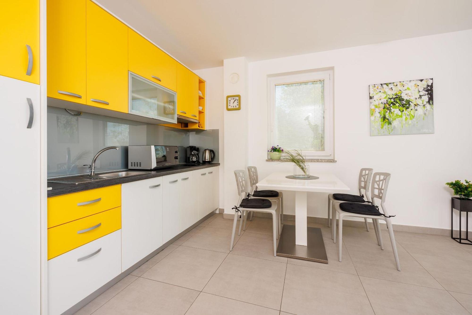 Apartments Petak Novi Dramalj Bagian luar foto